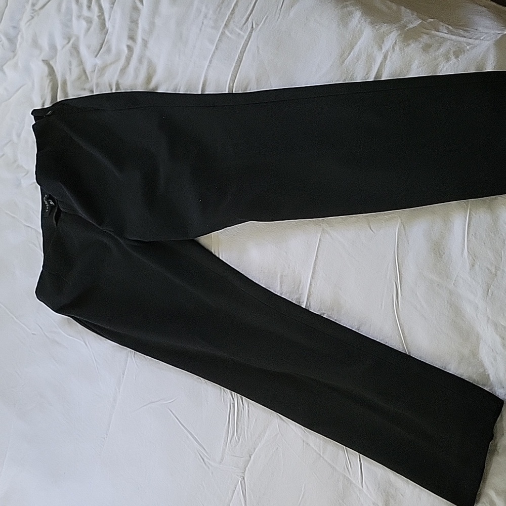 Talbots black dress slacks with back pockets in 8p